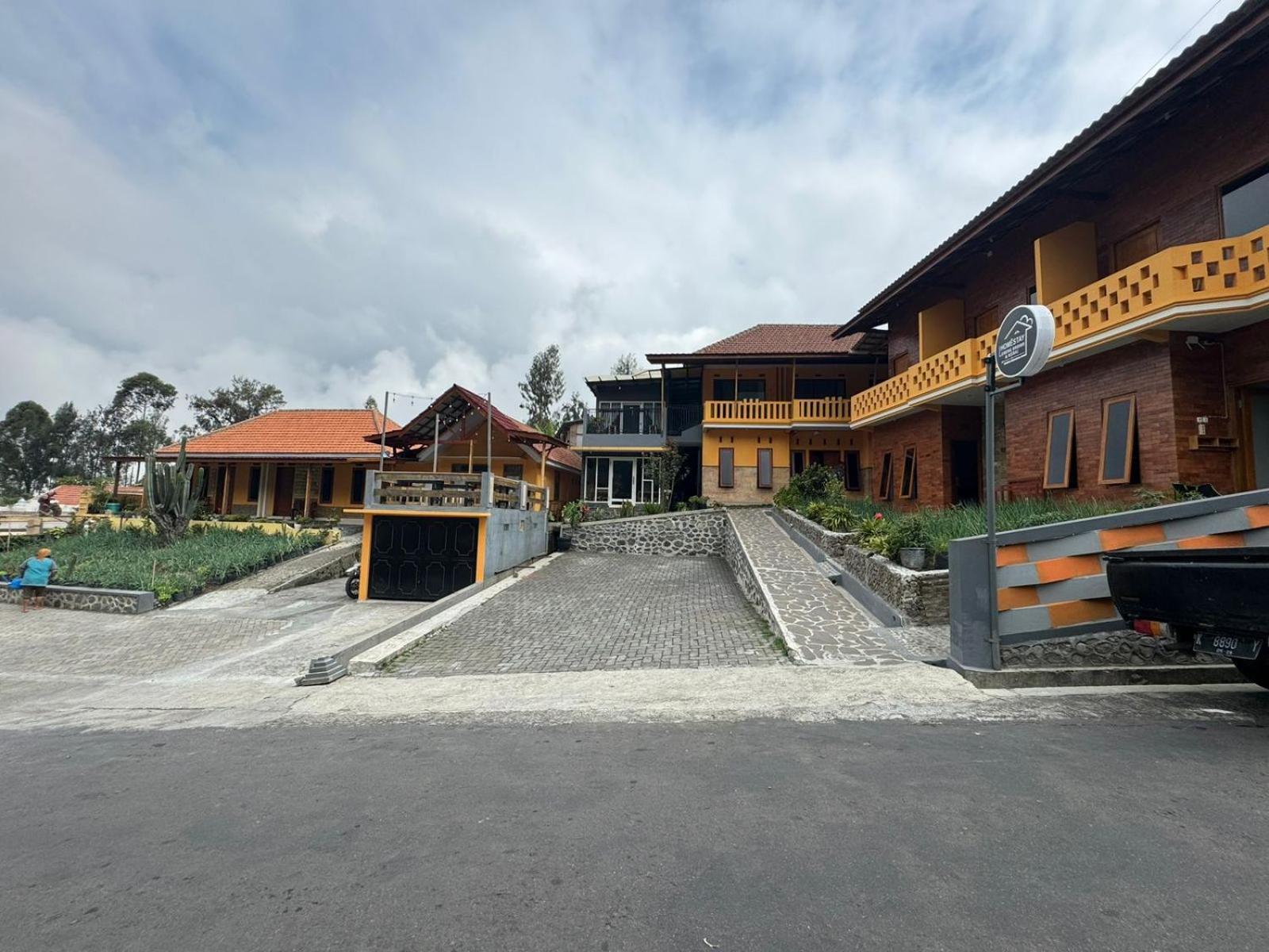 Homestay Lereng Bromo Exterior foto